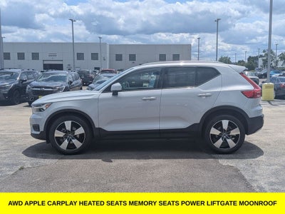 2021 Volvo XC40 Momentum