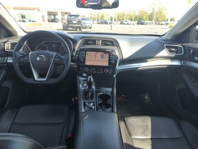 2022 Nissan Maxima SV