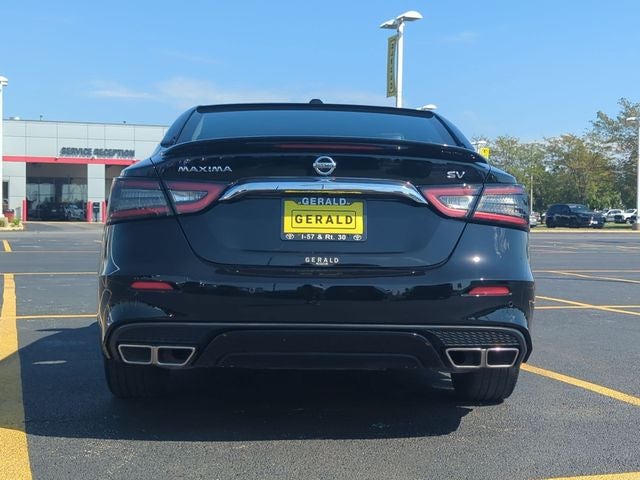 2022 Nissan Maxima SV