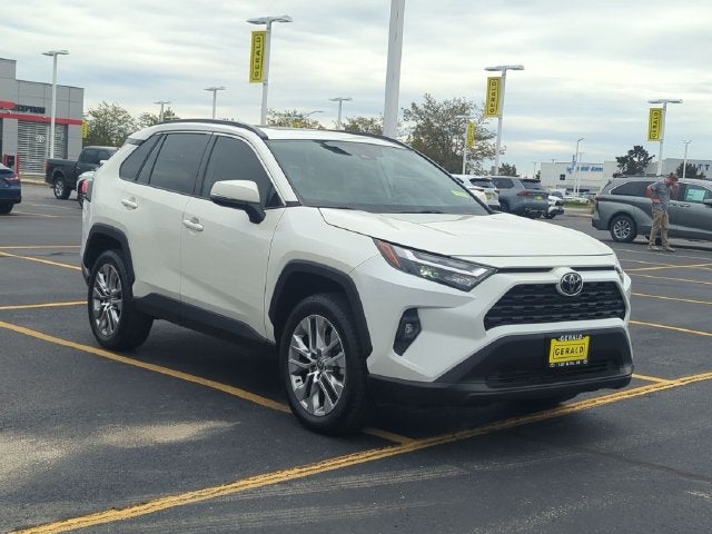 2022 Toyota RAV4 XLE Premium