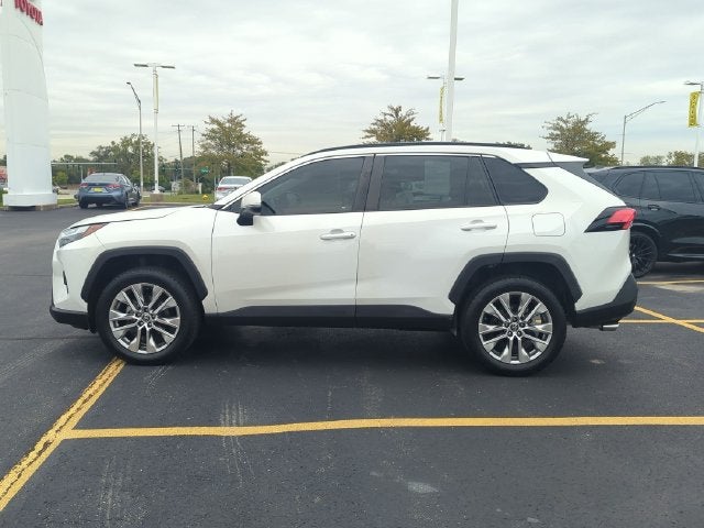 2022 Toyota RAV4 XLE Premium