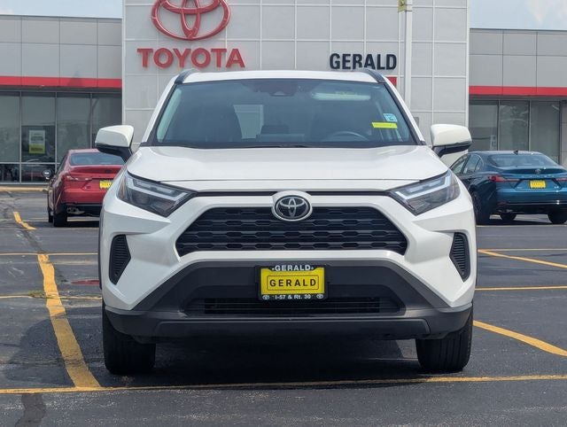 2022 Toyota RAV4 XLE