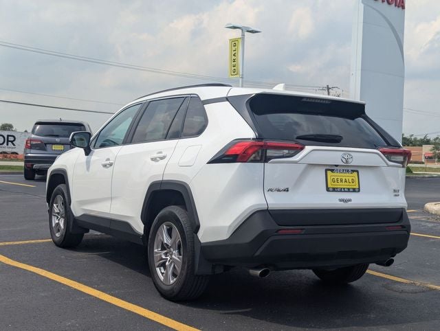 2022 Toyota RAV4 XLE