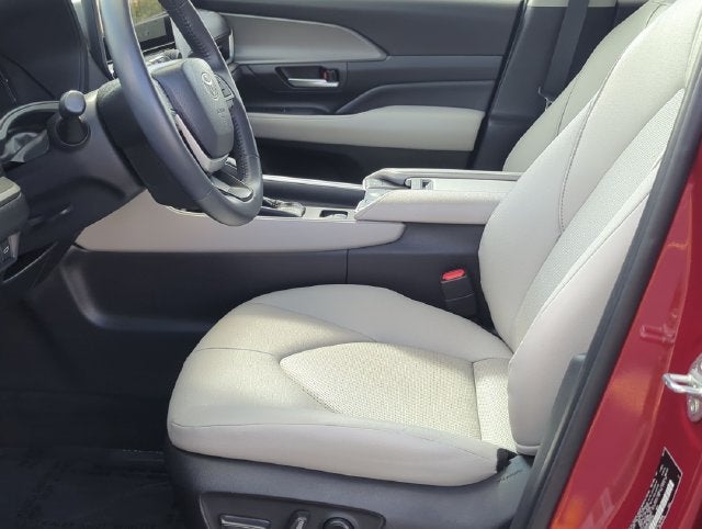 2025 Toyota Grand Highlander Hybrid XLE