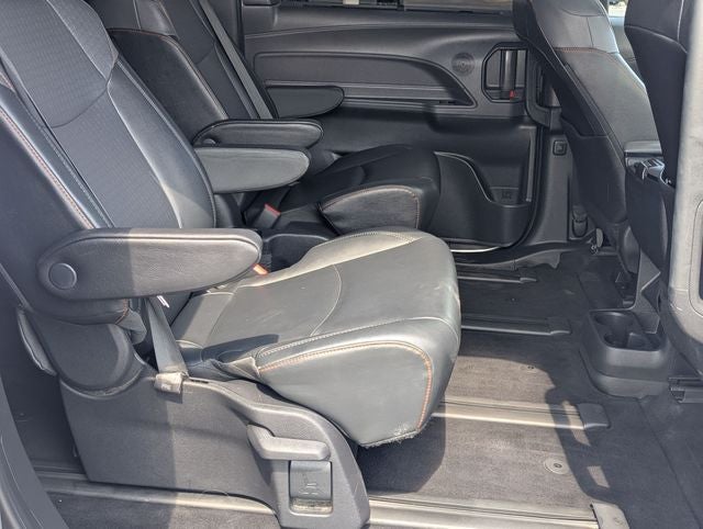 2022 Toyota Sienna XSE 7 Passenger