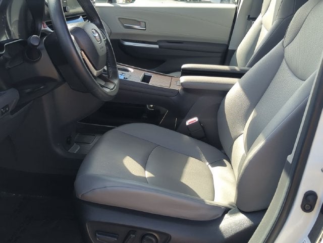 2024 Toyota Sienna XLE 7 Passenger