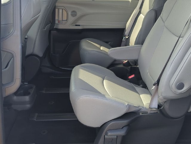 2024 Toyota Sienna XLE 7 Passenger