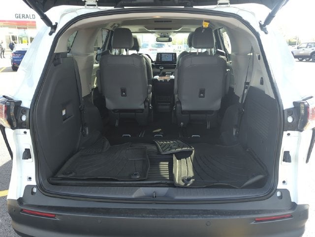 2024 Toyota Sienna XLE 7 Passenger