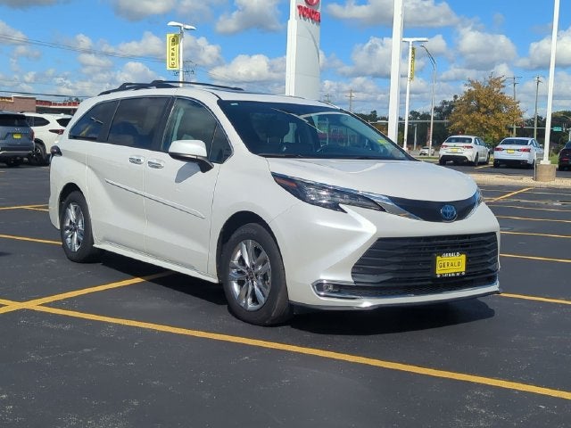 2024 Toyota Sienna XLE 7 Passenger