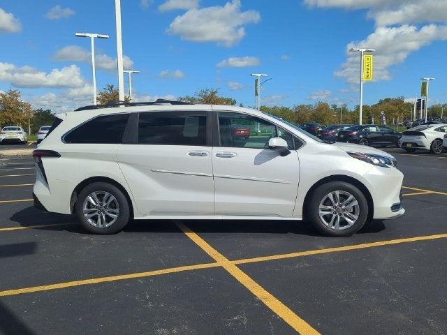 2024 Toyota Sienna XLE 7 Passenger