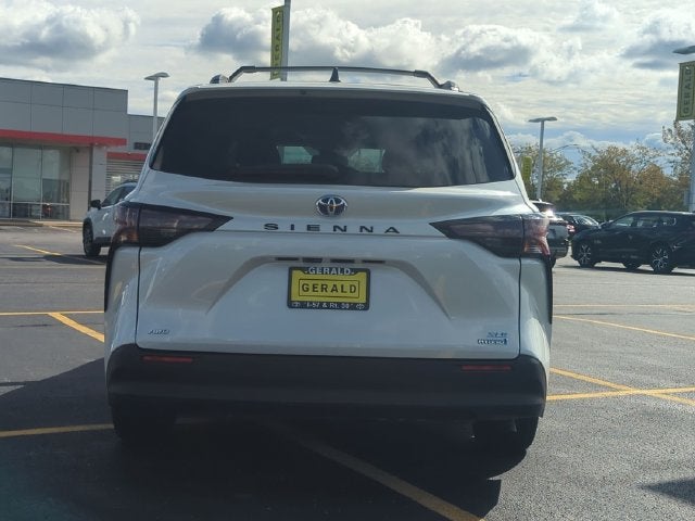 2024 Toyota Sienna XLE 7 Passenger