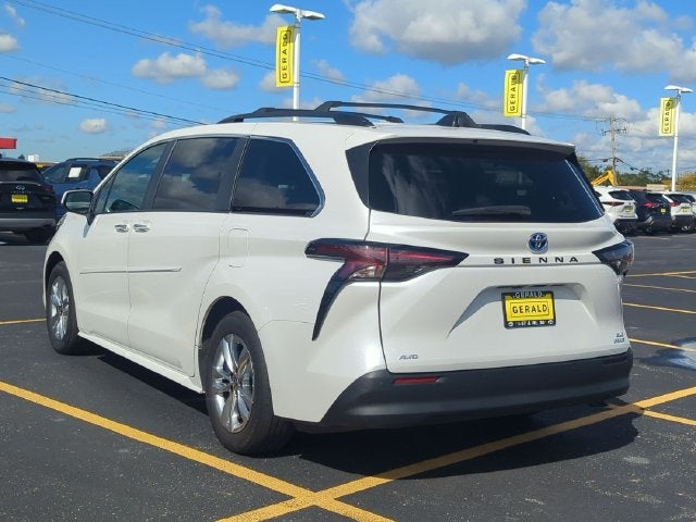 2024 Toyota Sienna XLE 7 Passenger