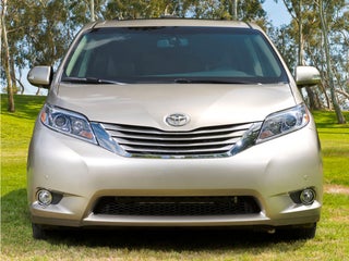 2017 Toyota Sienna LE 8 Passenger