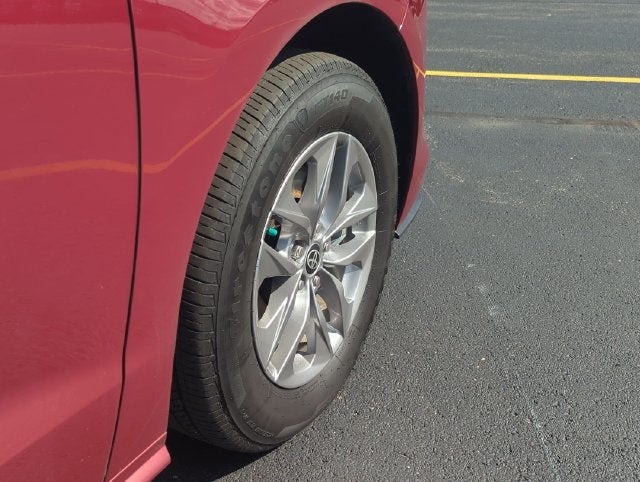 2026 Toyota Sienna XLE 7 Passenger