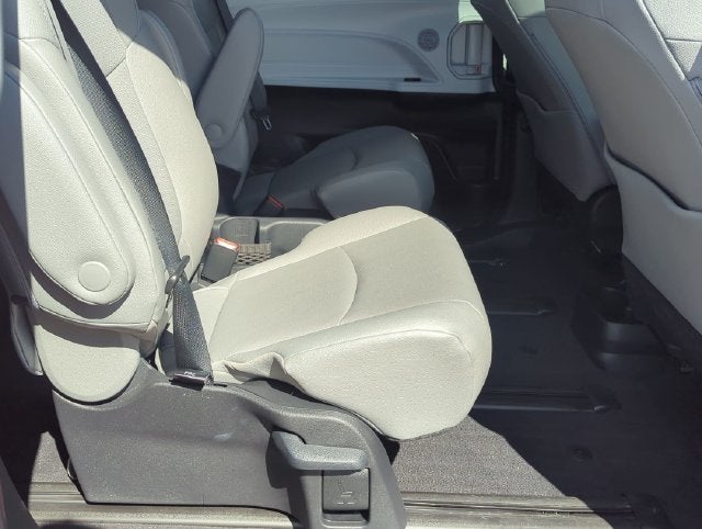 2026 Toyota Sienna XLE 7 Passenger