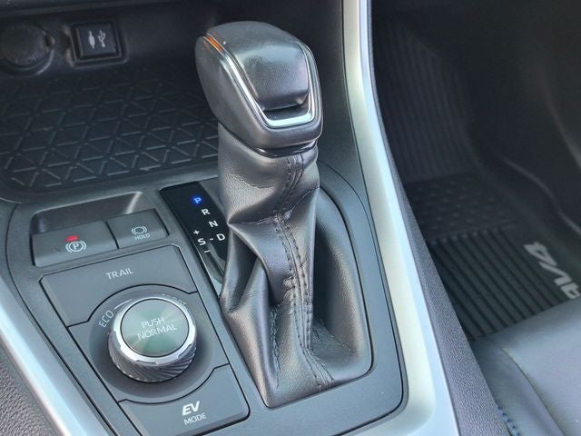 2019 Toyota RAV4 Hybrid XSE