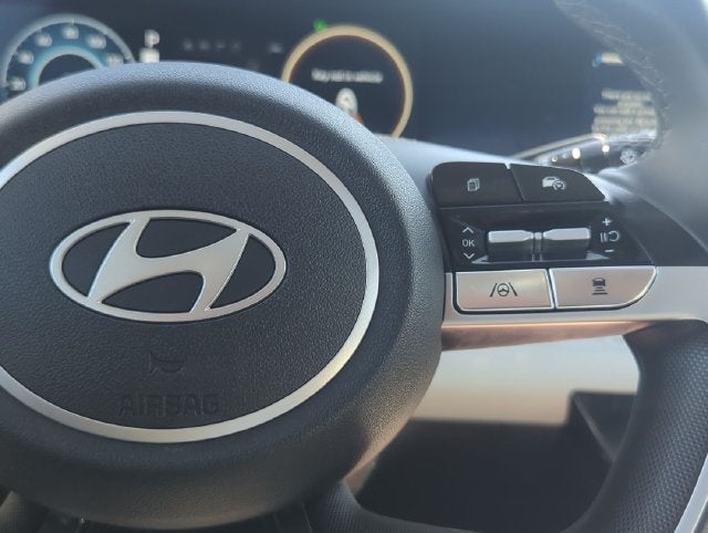 2025 Hyundai Elantra Hybrid Limited
