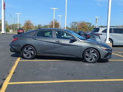 2025 Hyundai Elantra Hybrid Limited