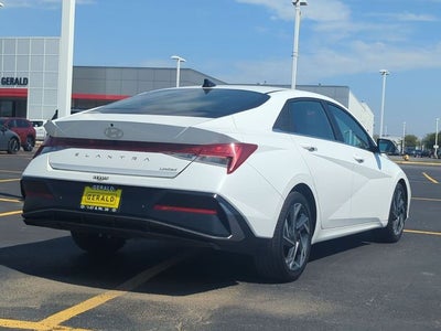 2024 Hyundai Elantra Limited