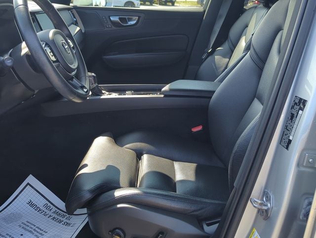 2019 Volvo XC60 T5 Inscription