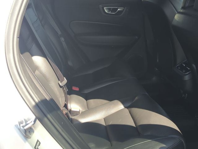 2019 Volvo XC60 T5 Inscription